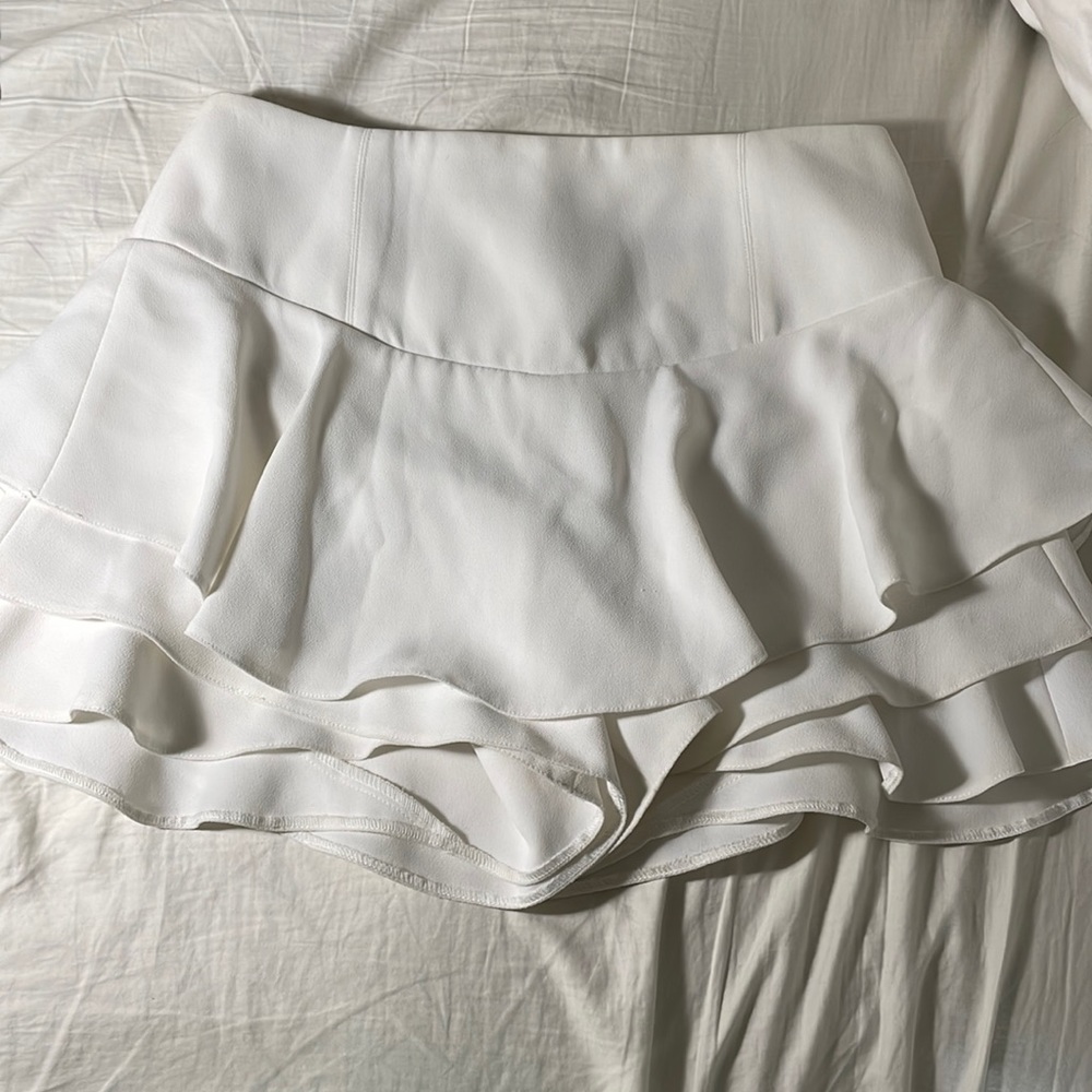 white zara miniskirt